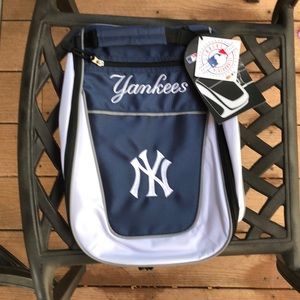 Yankees Shoe Bag (golf) or baseball, soccer, etc